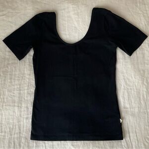 Twothirds organic cotton ballet top, scoop neck, like new, medium